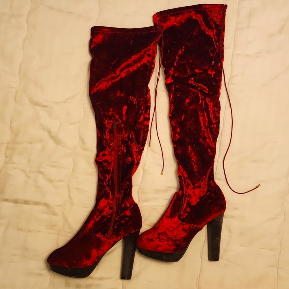 High Heeled Boots